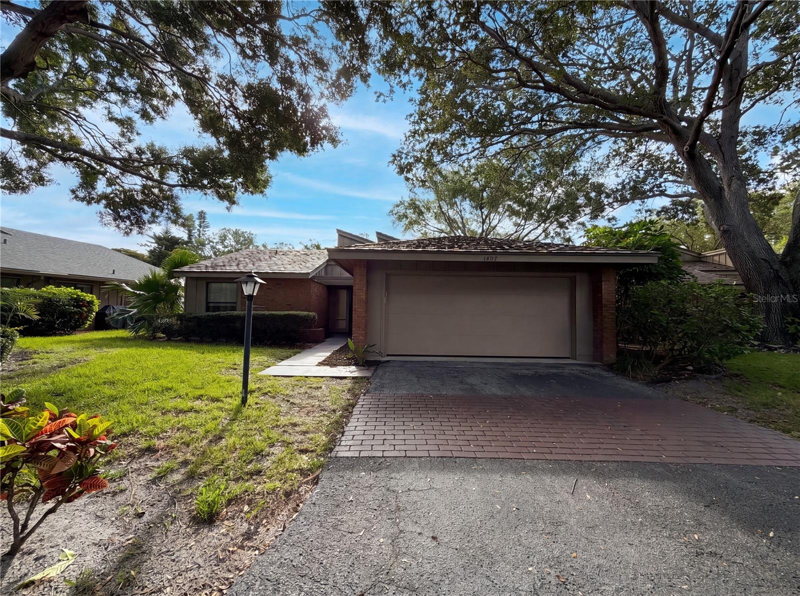 Photo of 1407 WILLOW OAK CIRCLE BRADENTON FL 34209