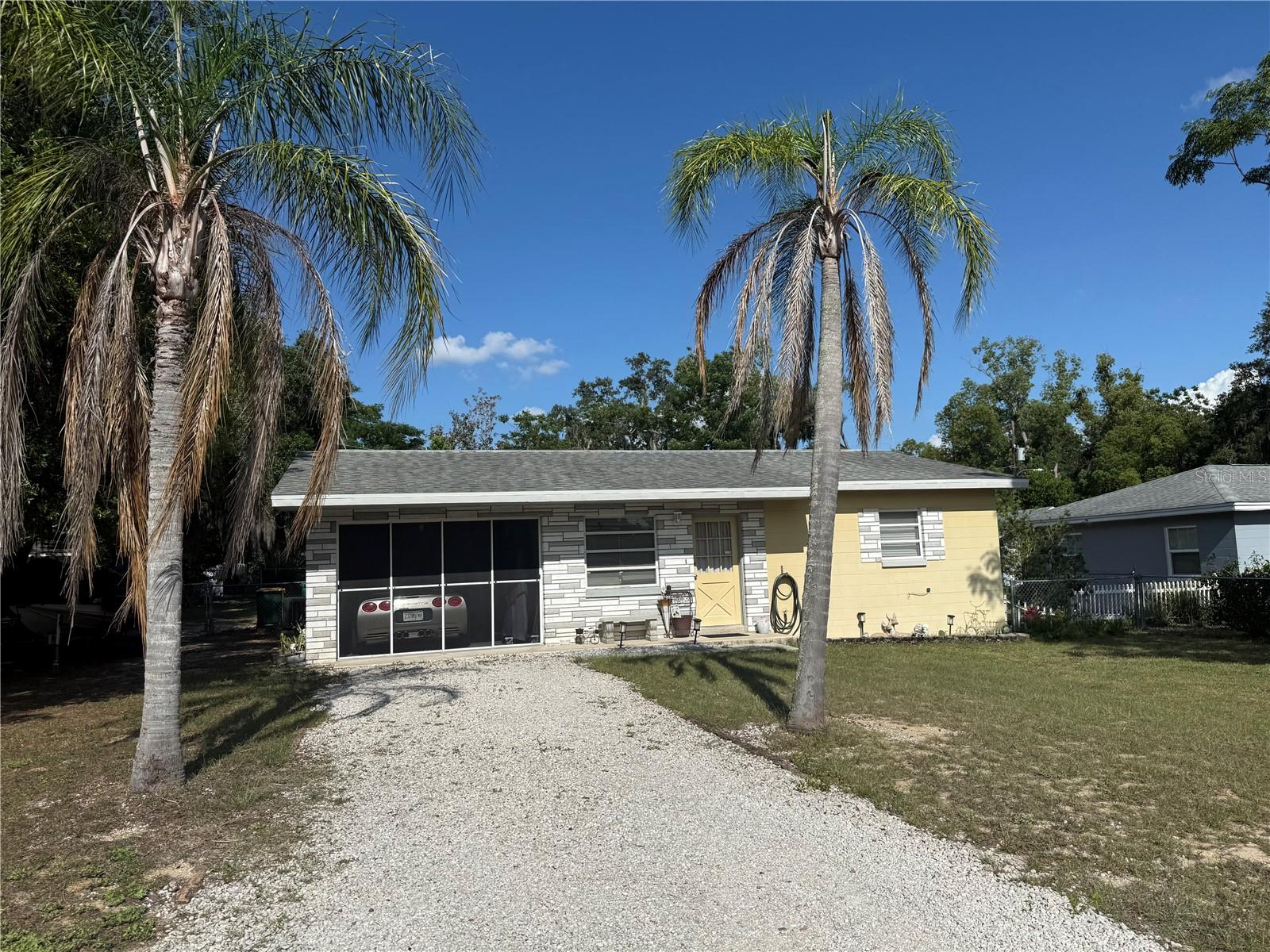 Photo of 37 PINE STREET EUSTIS FL 32726