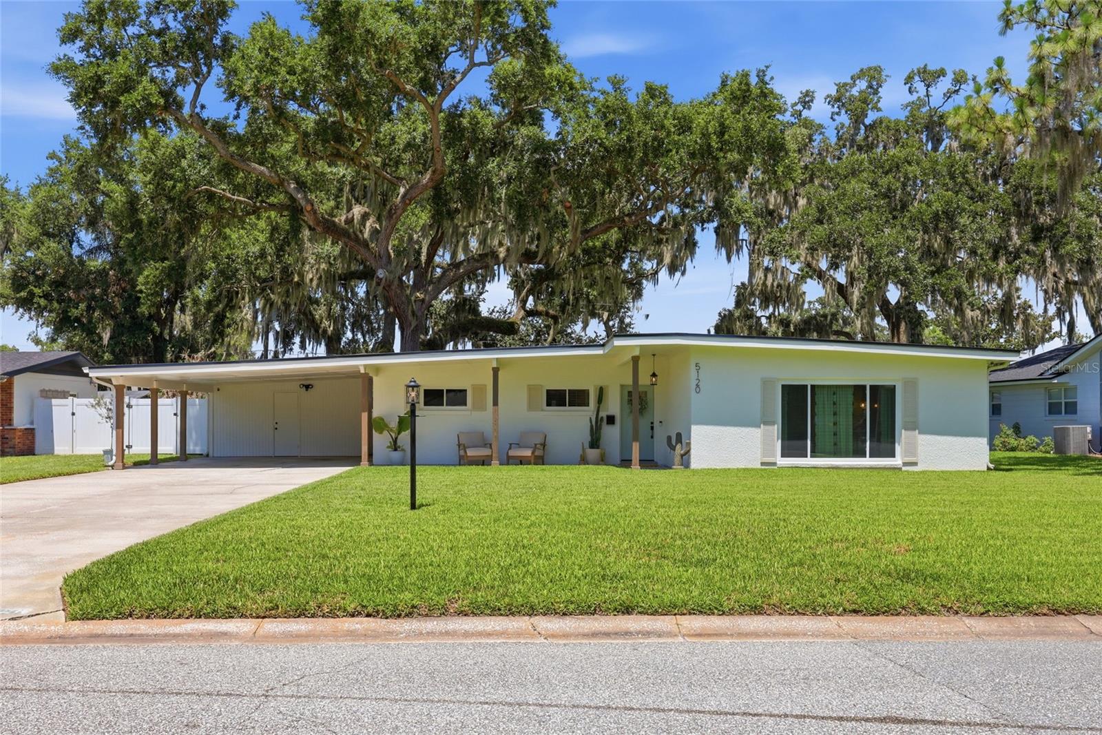 Photo of 5120 MORTIER AVENUE BELLE ISLE FL 32812