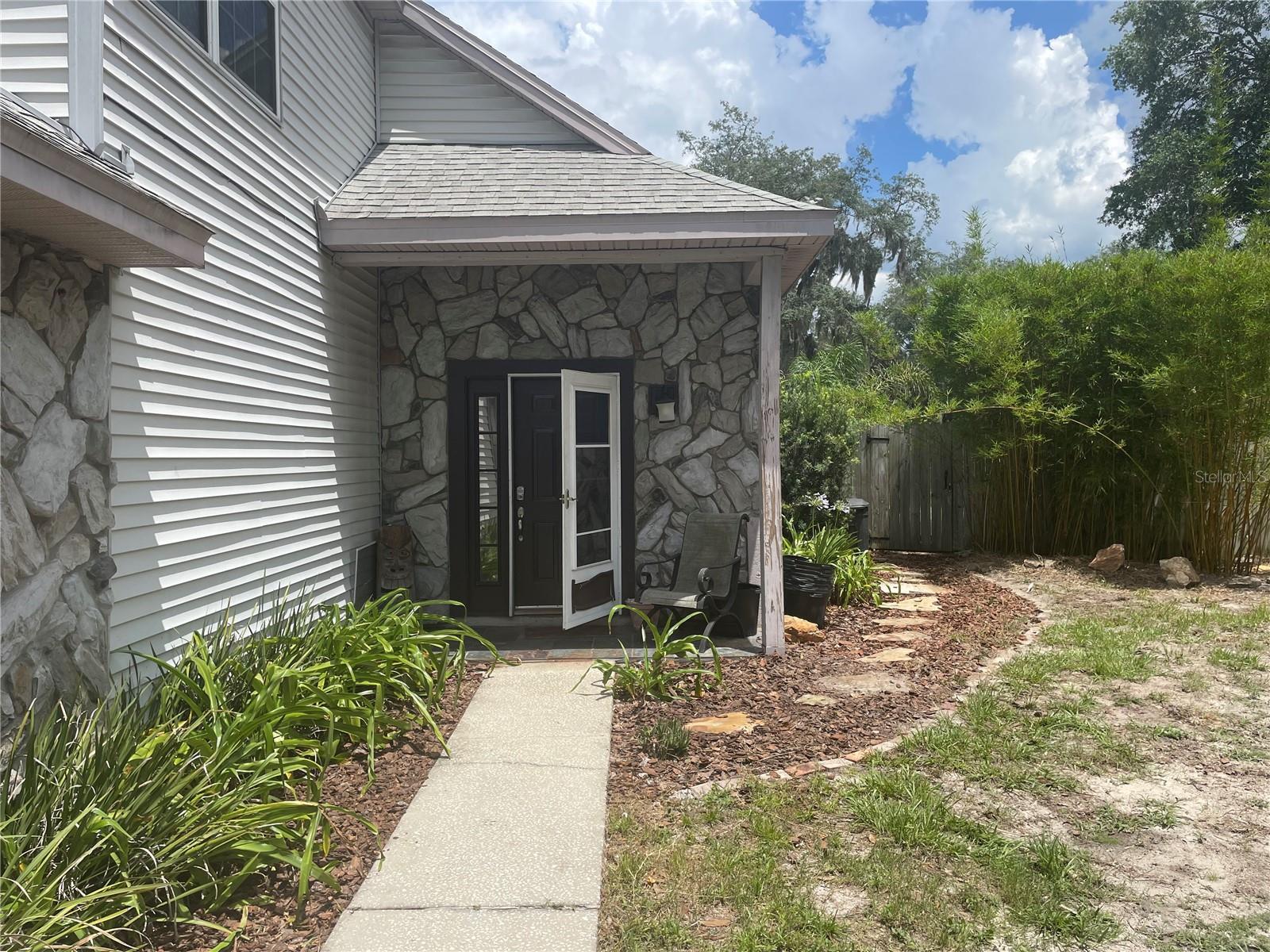 Photo of 9828 BUBBLING BROOK COURT OVIEDO FL 32765