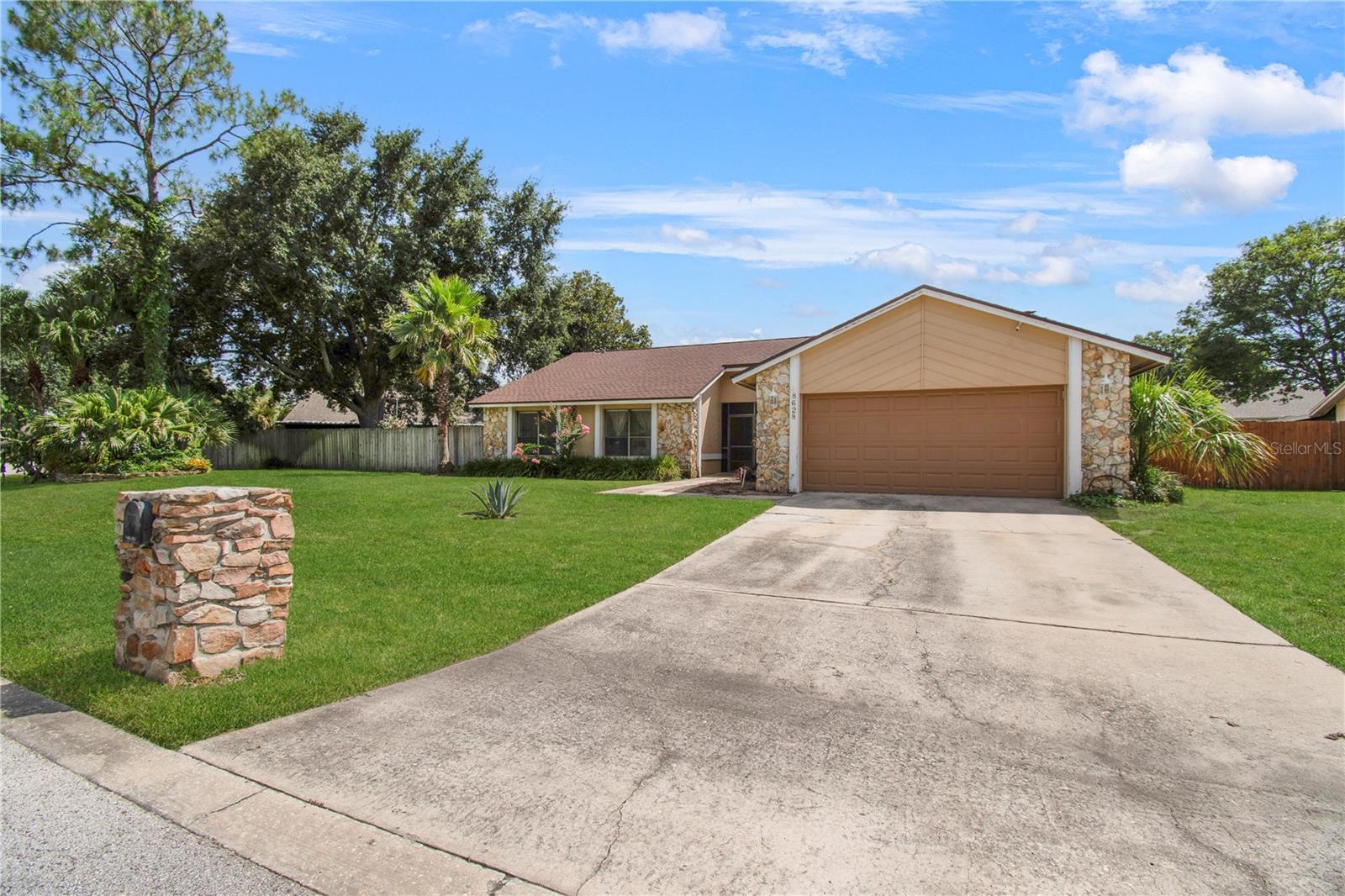 Photo of 8628 GRANADA BOULEVARD ORLANDO FL 32836