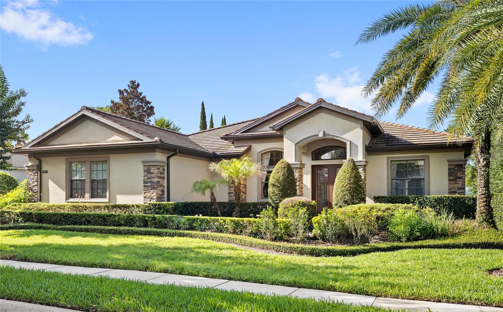 Photo of 25447 HIGH HAMPTON CIRCLE SORRENTO FL 32776