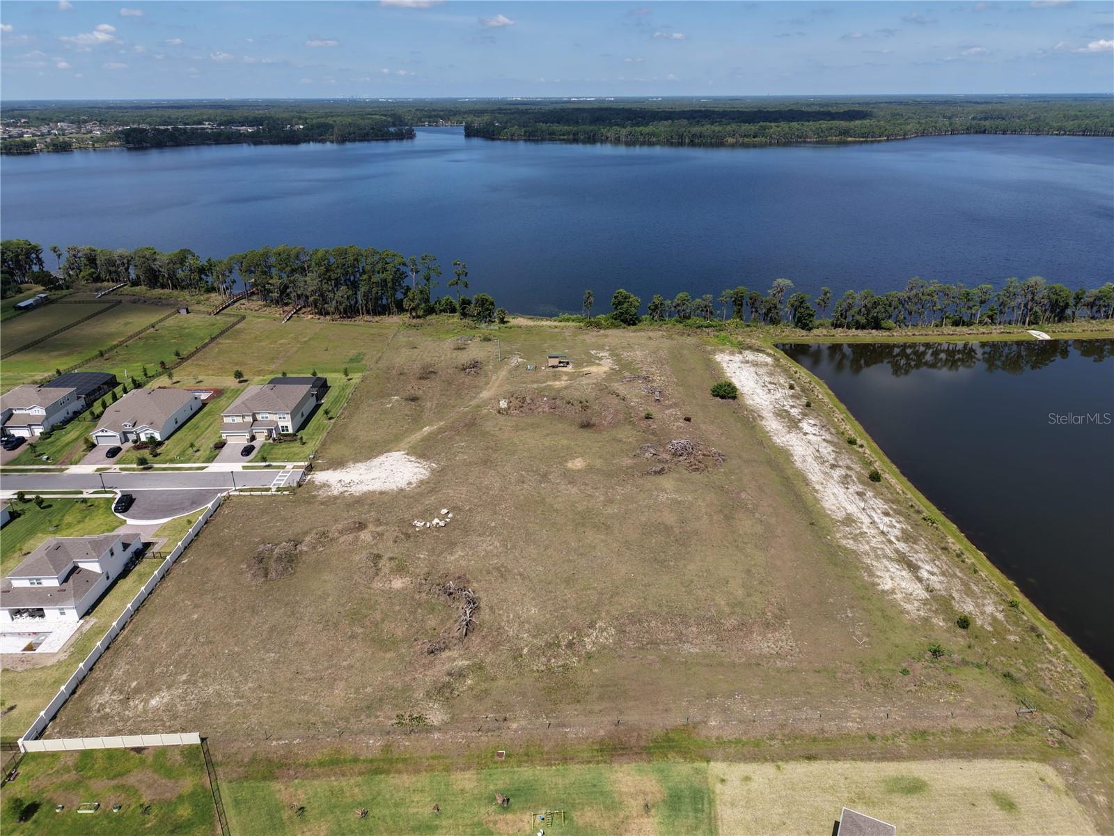 Photo of LAKE PICKETT RD ORLANDO FL 32820