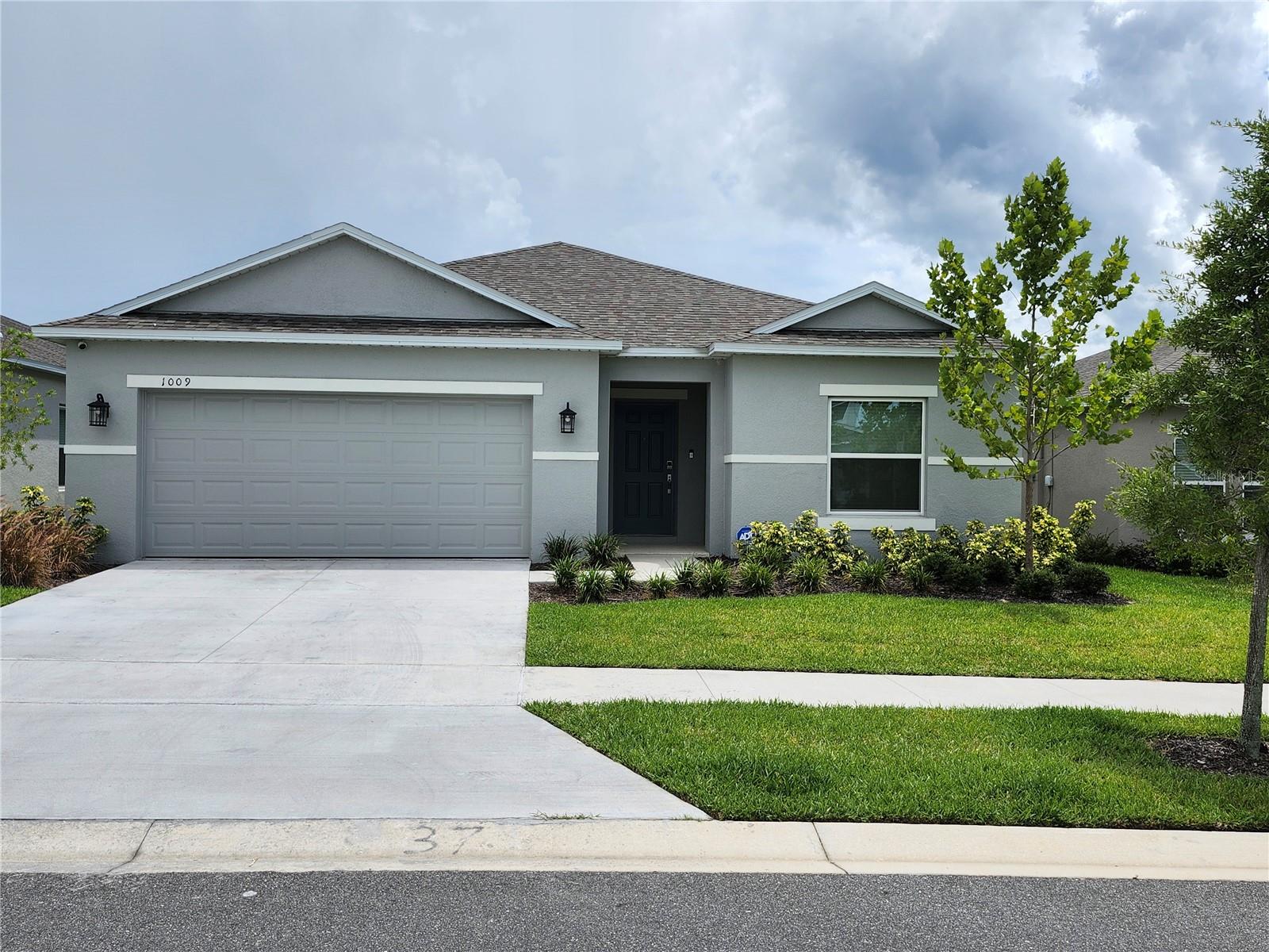 Photo of 1009 CALICO POINTE CIRCLE GROVELAND FL 34736