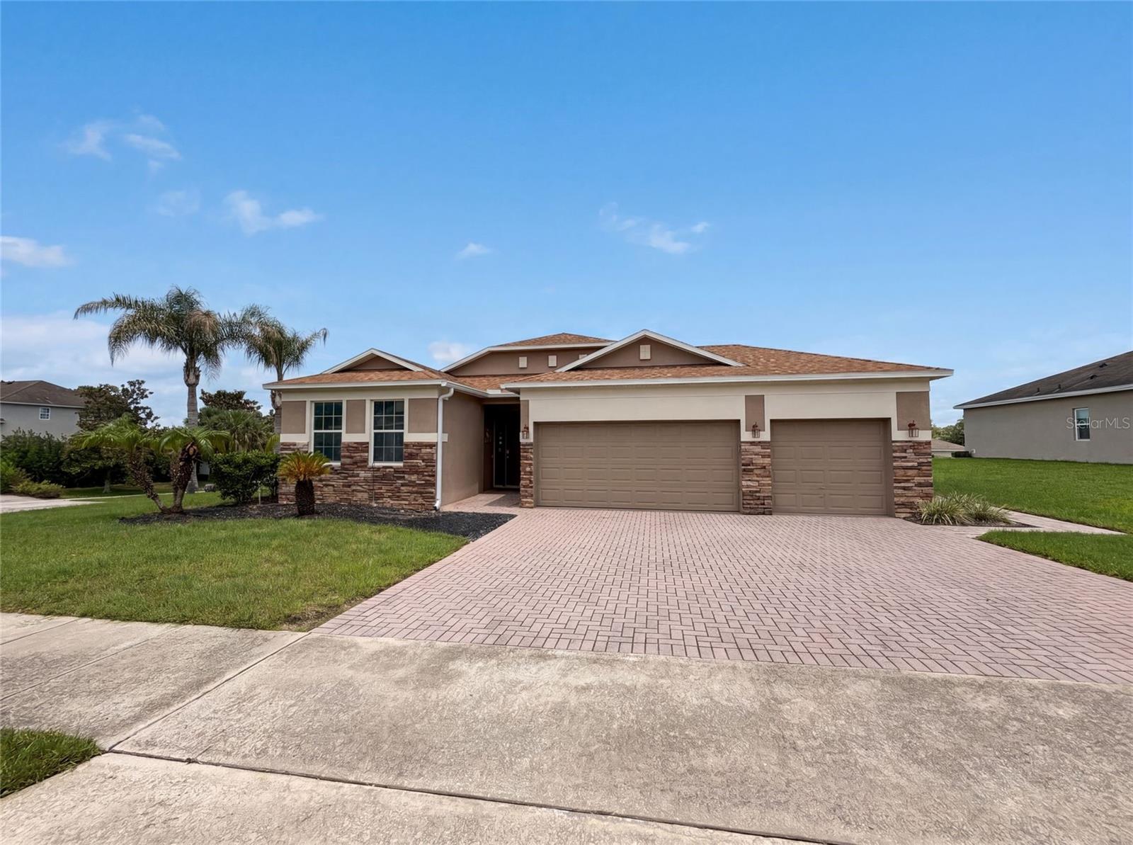 Photo of 5605 WINDSONG OAK DRIVE LEESBURG FL 34748