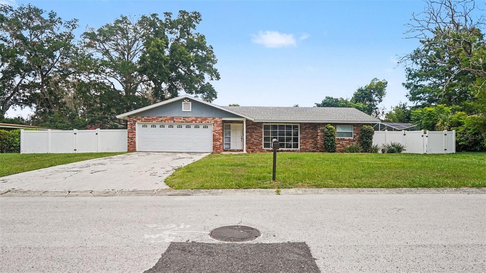 Photo of 2135 NE 6TH PLACE OCALA FL 34470