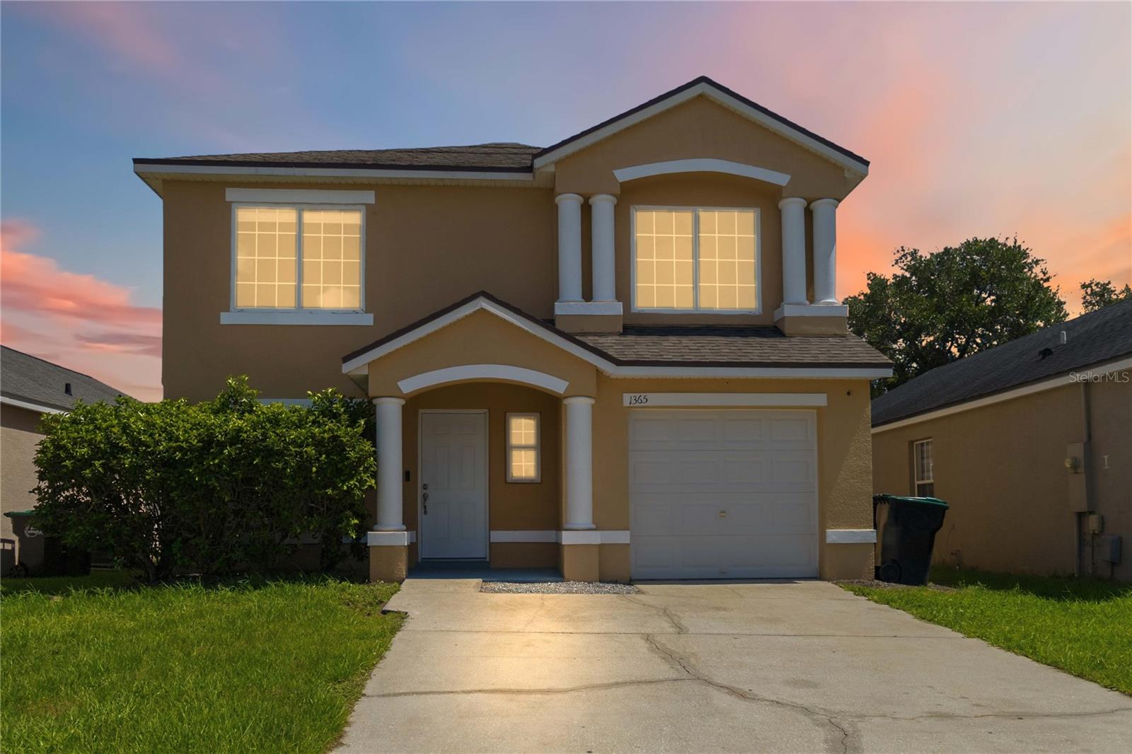 Photo of 1365 CAREY GLEN CIRCLE ORLANDO FL 32824