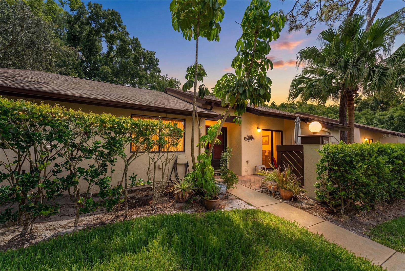 Photo of 2917 FIG COURT PALM HARBOR FL 34684