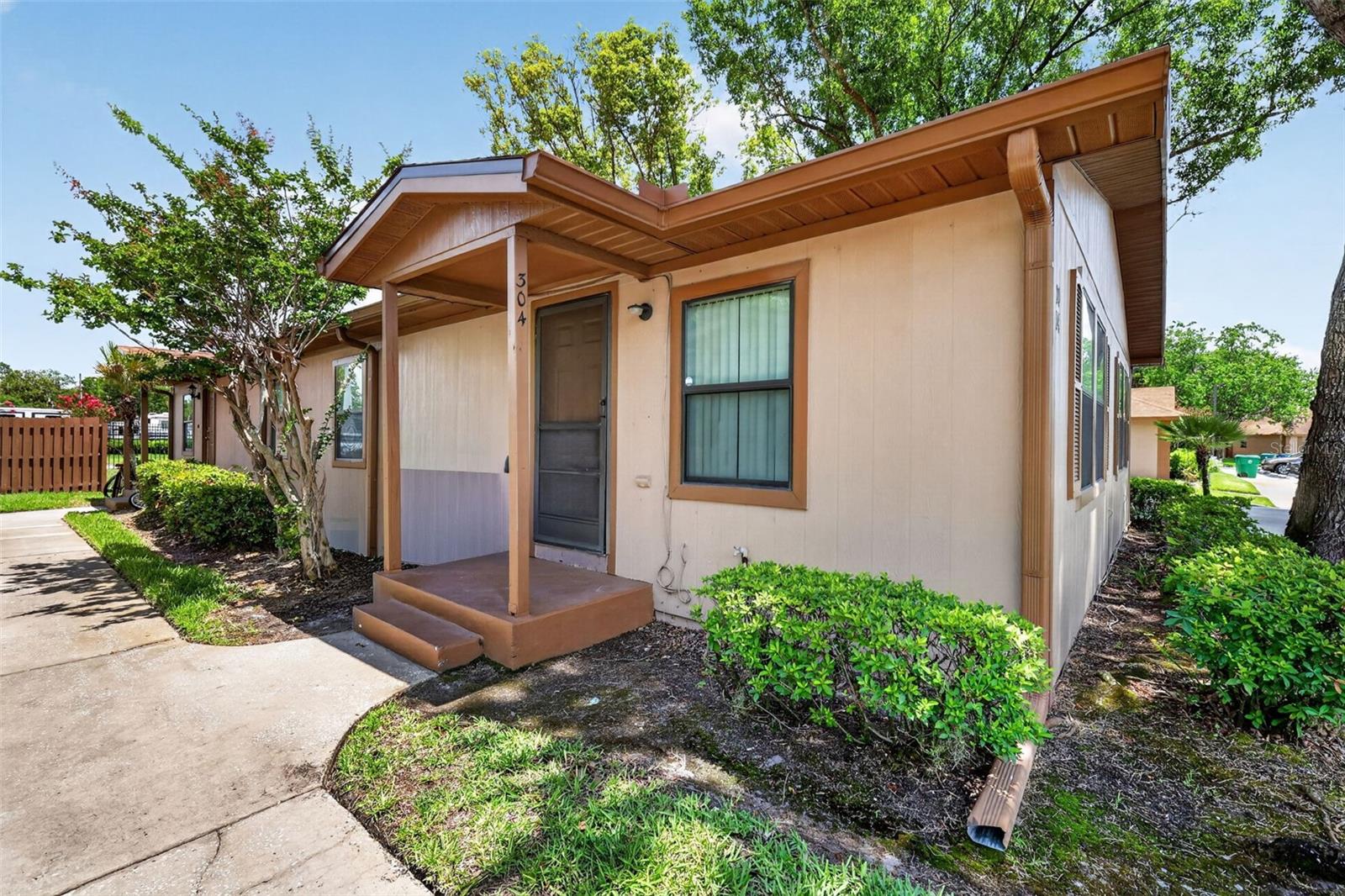 Photo of 304 ERON WAY #2 WINTER GARDEN FL 34787