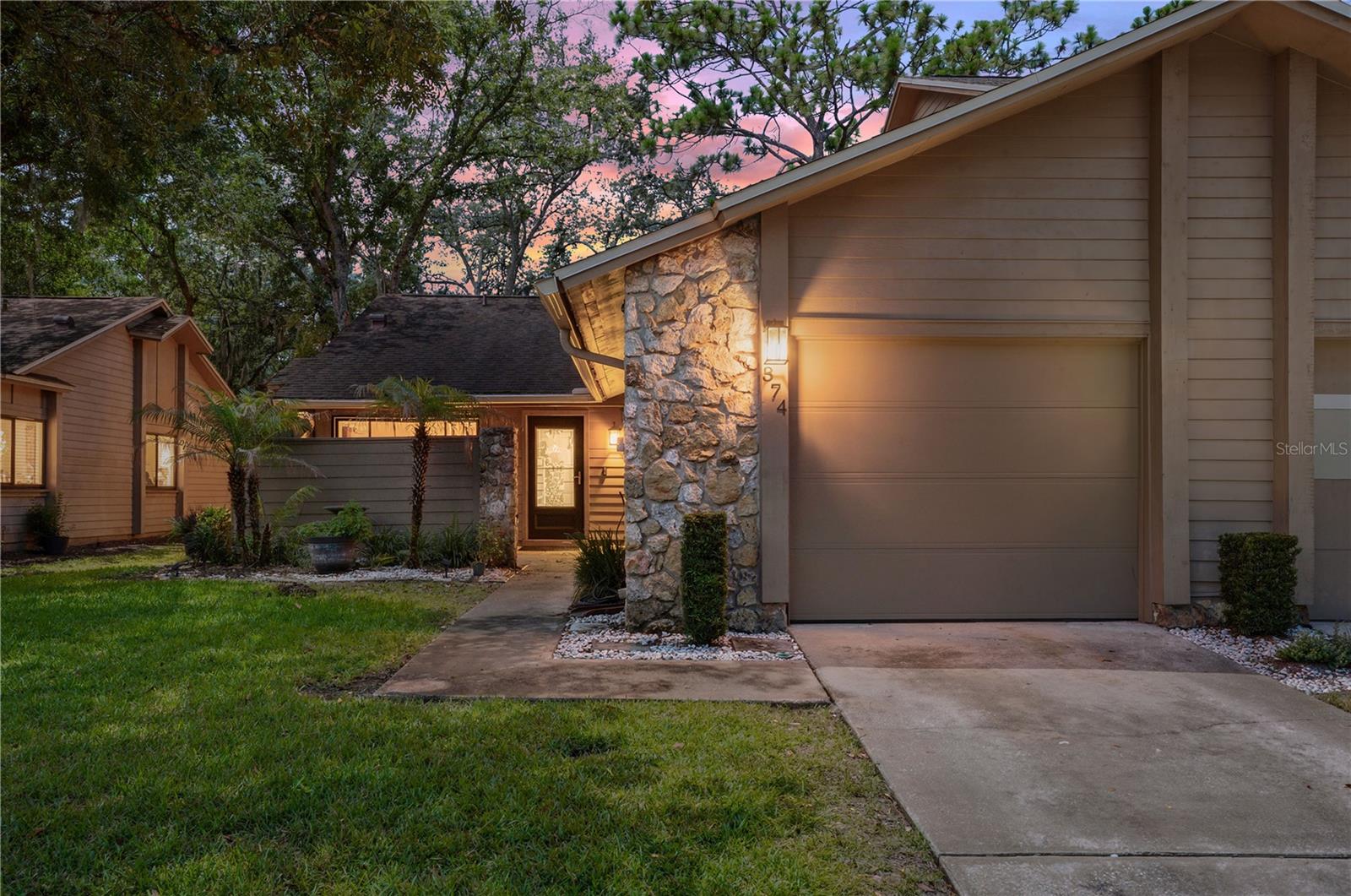 Photo of 374 WINCHESTER PLACE LONGWOOD FL 32779
