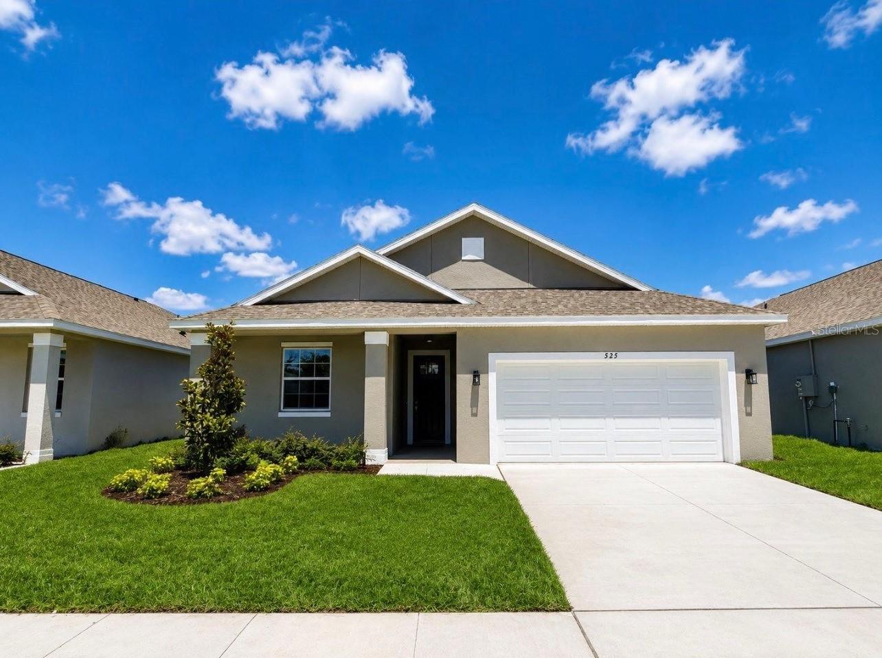 Photo of 525 ELLIE COURT APOPKA FL 32712