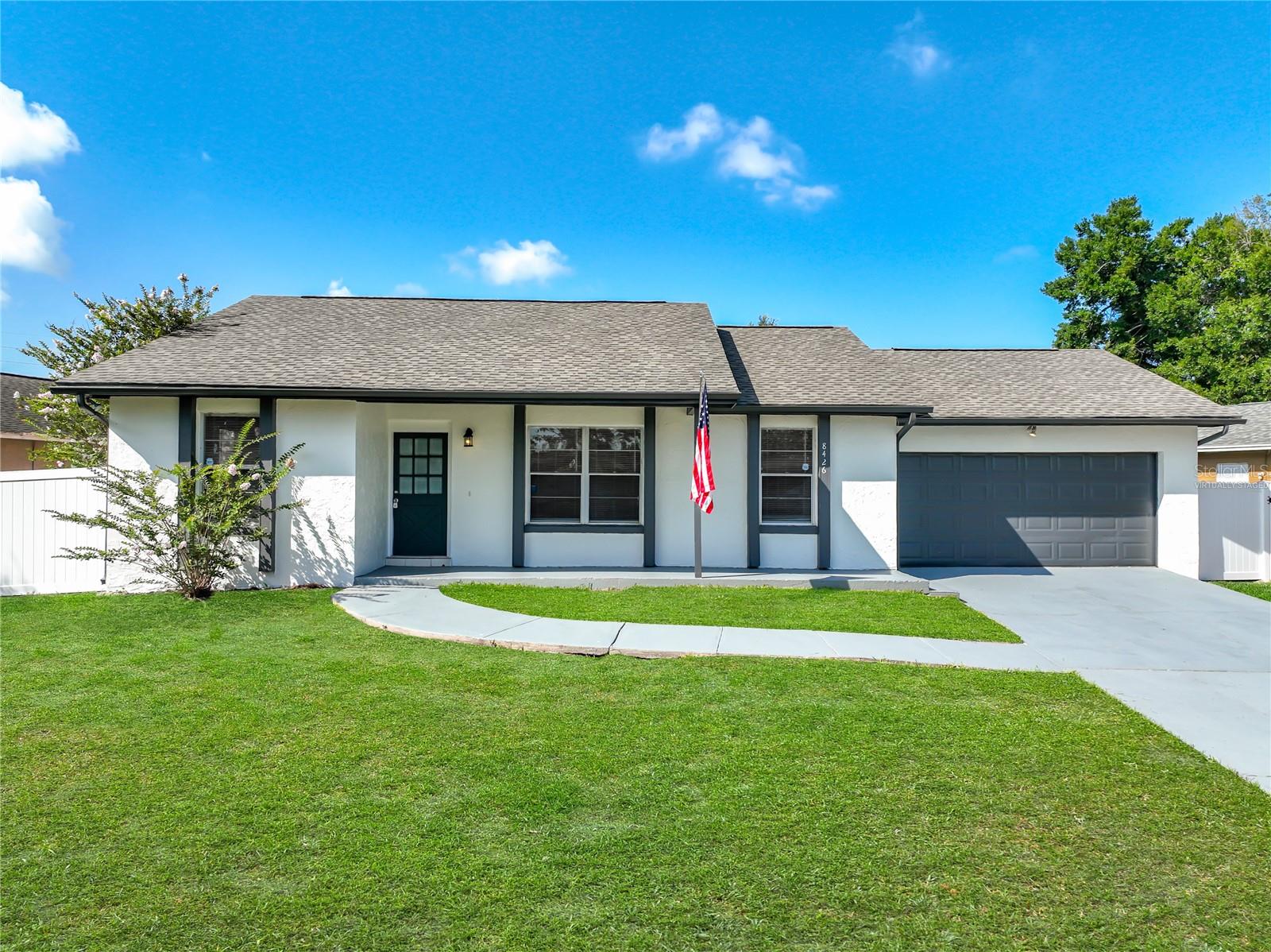 Photo of 8426 VILLAGE GREEN RD ORLANDO FL 32818