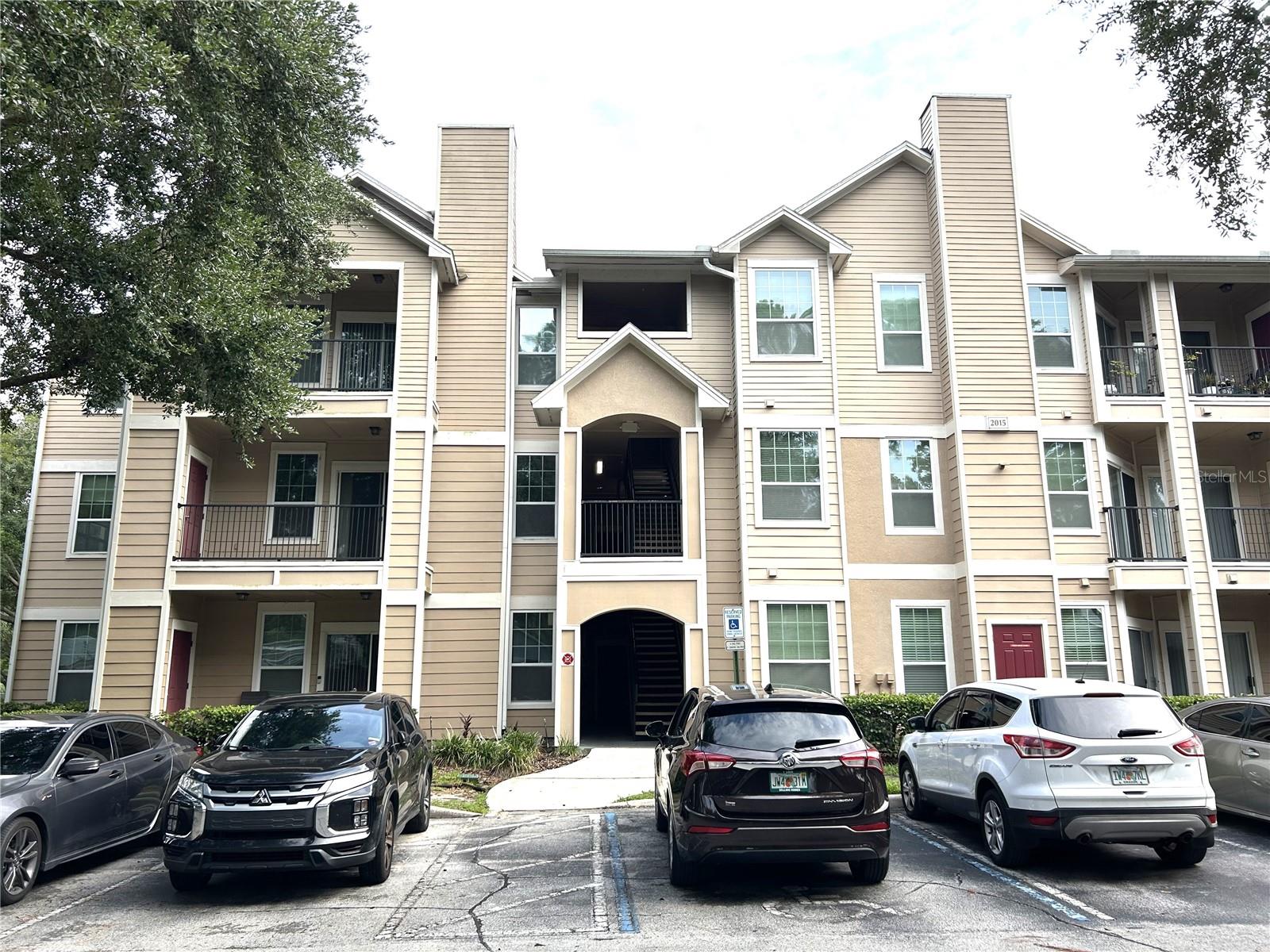 Photo of 2015 ERVING CIRCLE #208 OCOEE FL 34761
