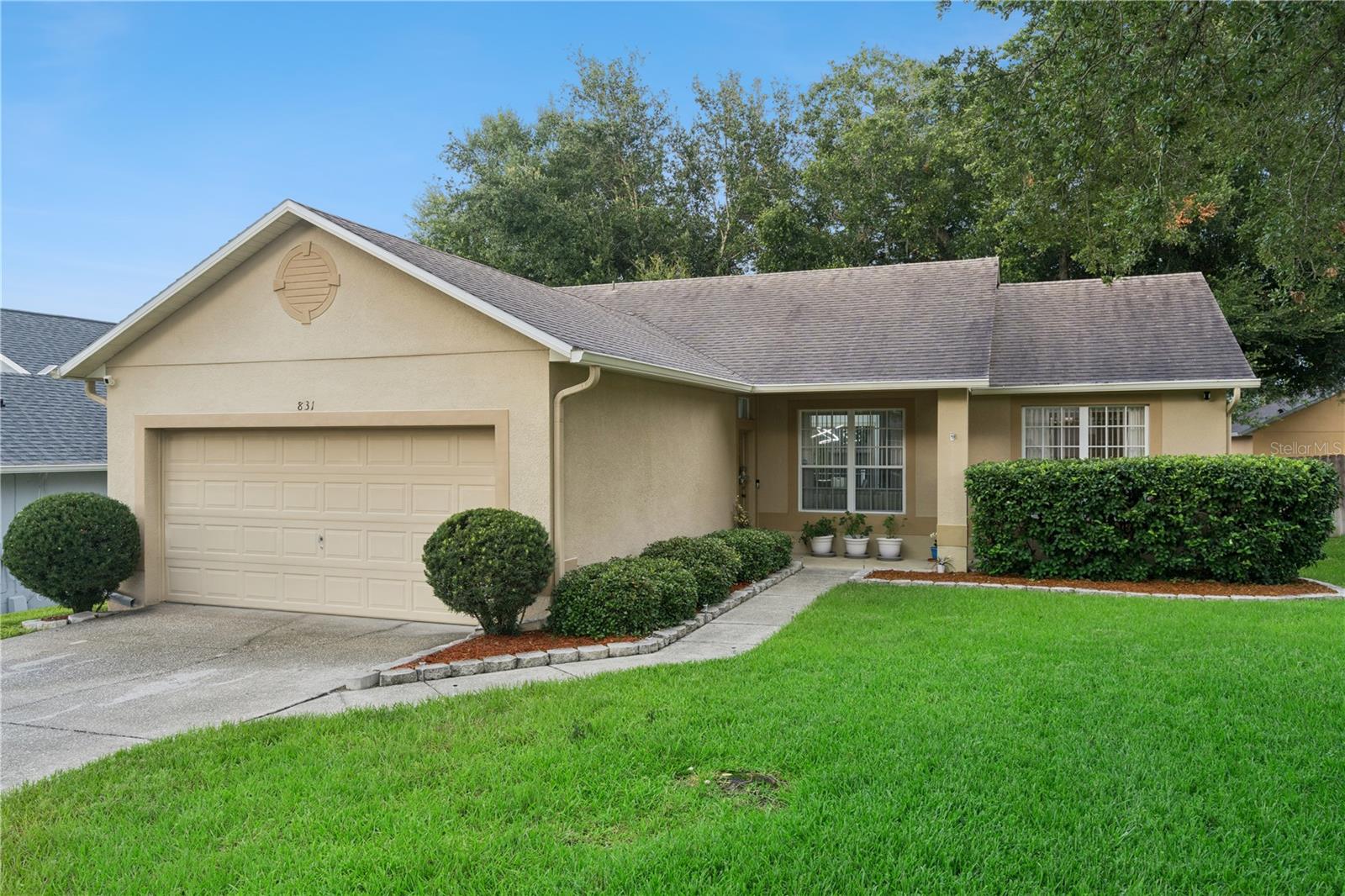 Photo of 831 LEANORE LANE APOPKA FL 32712