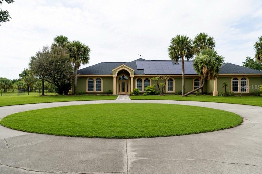 Photo of 37180 COUNTY ROAD 452 GRAND ISLAND FL 32735