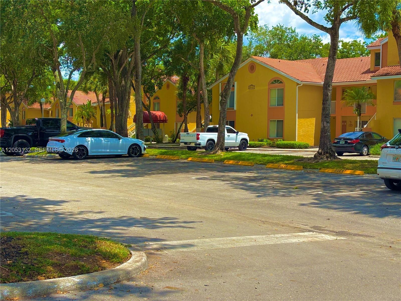 Photo of 1040 CORAL SPRINGS CLUB #1040 CORAL SPRINGS FL 33071