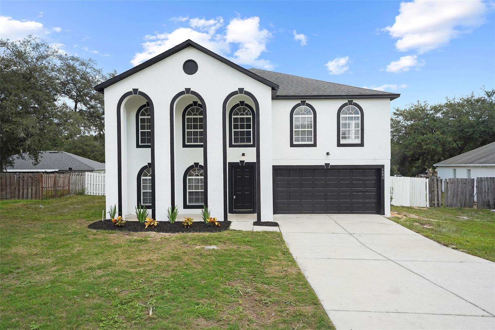 Photo of 1502 DAYBREAK DRIVE FRUITLAND PARK FL 34731