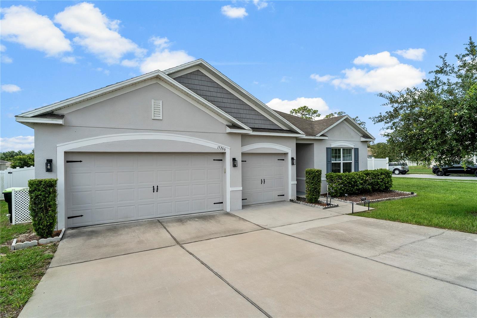 Photo of 15266 AQUARIUS WAY MASCOTTE FL 34753