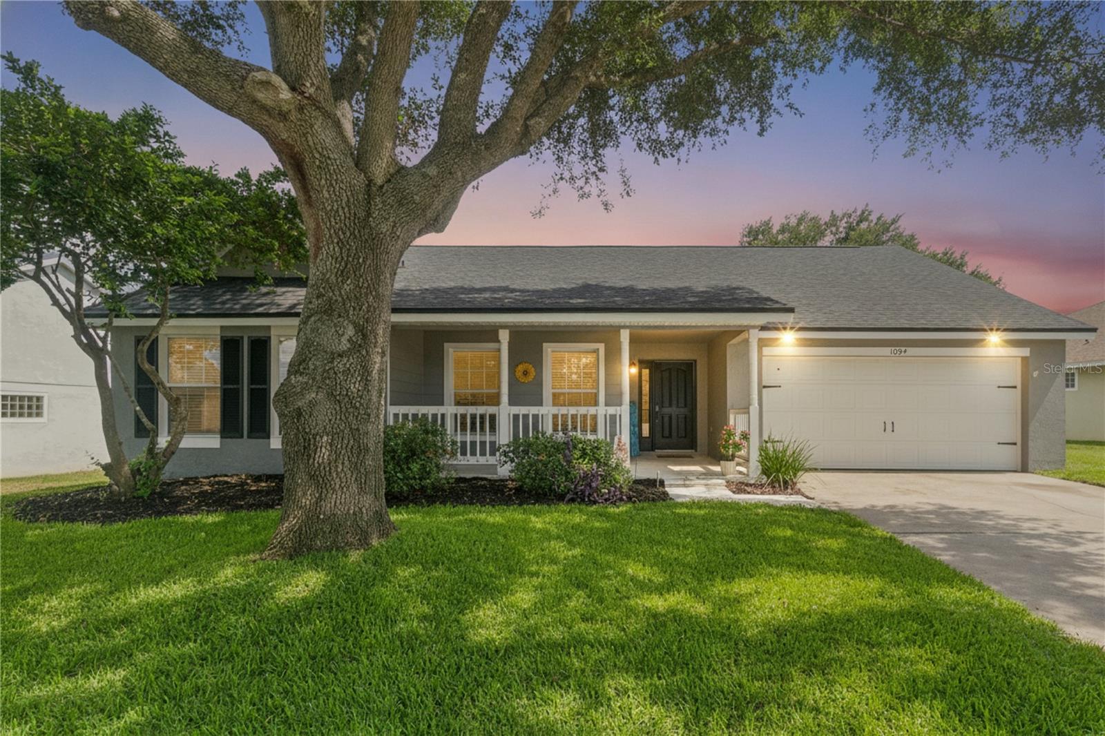Photo of 1094 GOLF POINT LOOP APOPKA FL 32712