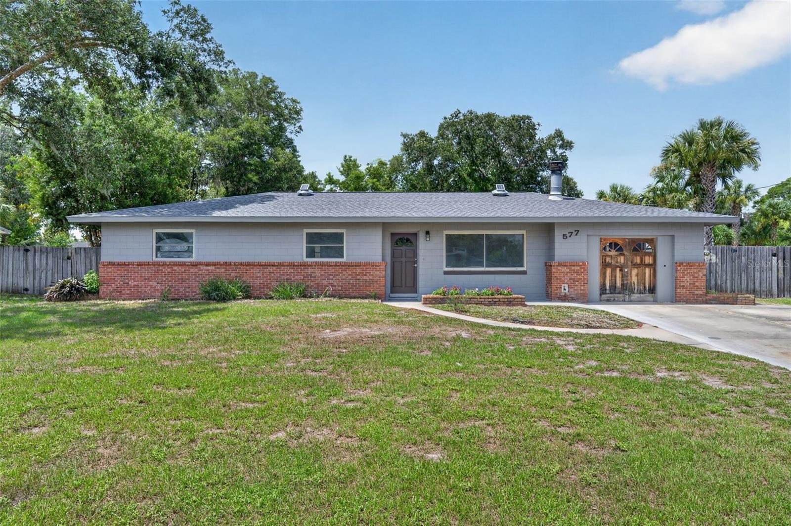 Photo of 577 PARKDALE COURT DELAND FL 32724