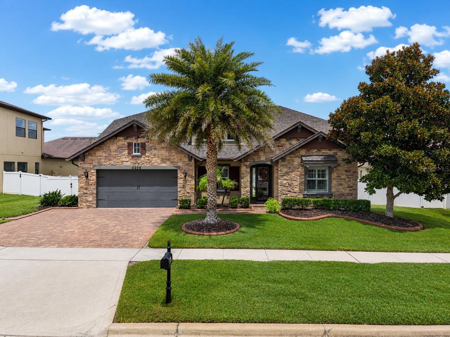 Photo of 4209 FOXHOUND DRIVE CLERMONT FL 34711