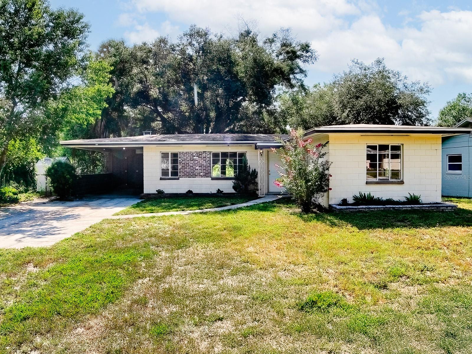 Photo of 404 LOUIS STREET LEESBURG FL 34748