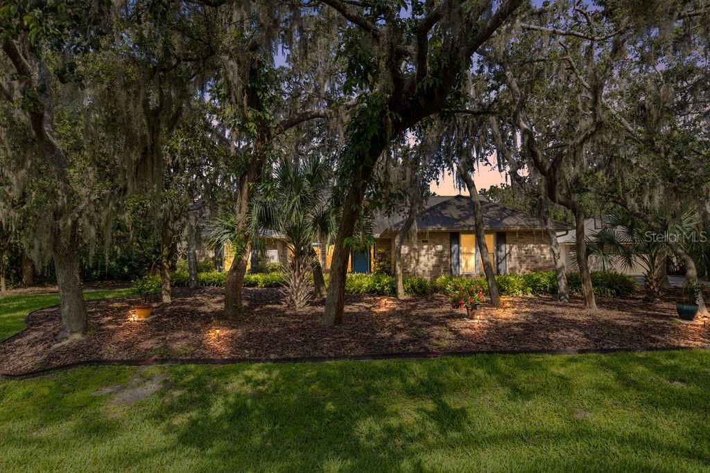Photo of 11634 NELLIE OAKS BEND CLERMONT FL 34711