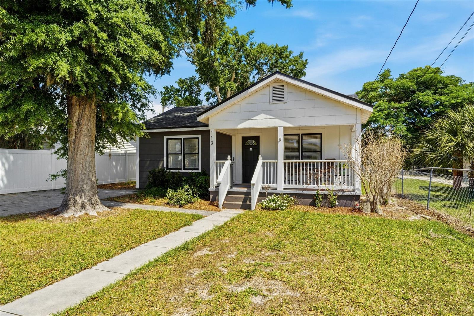 Photo of 113 AVENUE C WINTER HAVEN FL 33880