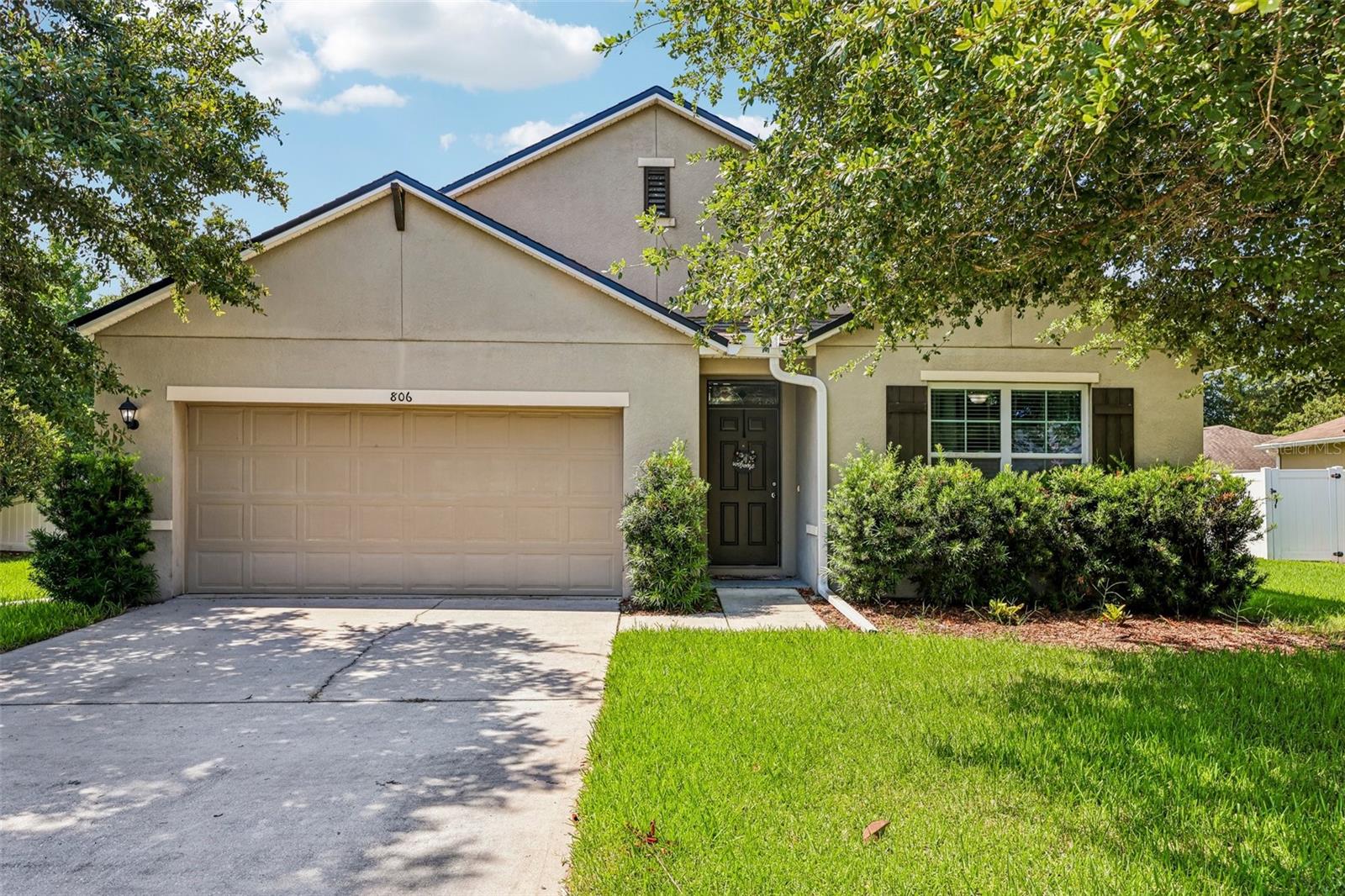 Photo of 806 GRAND PARK COURT DELAND FL 32724