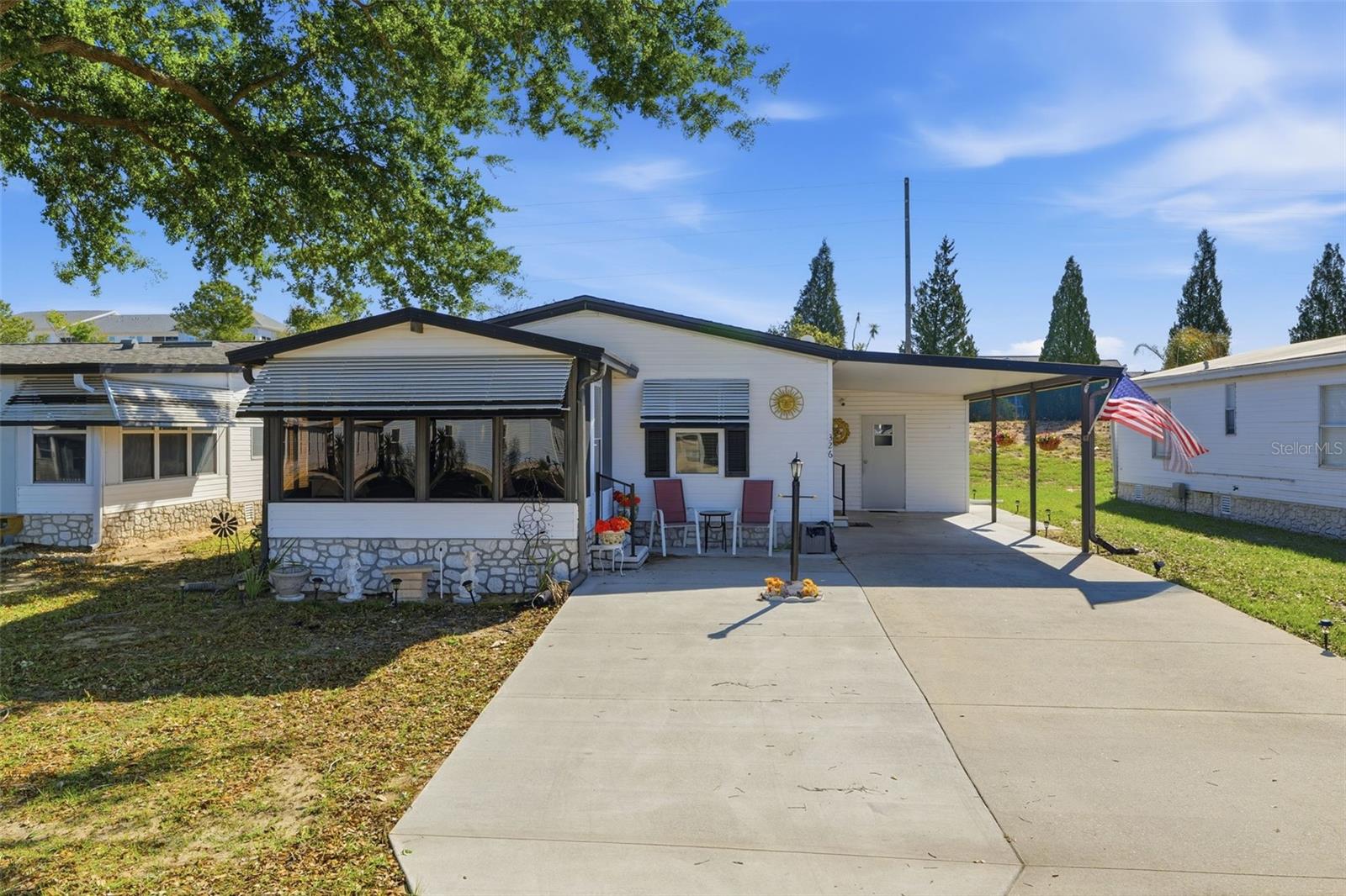 Photo of 326 NESBITT PARK AVENUE DAVENPORT FL 33897