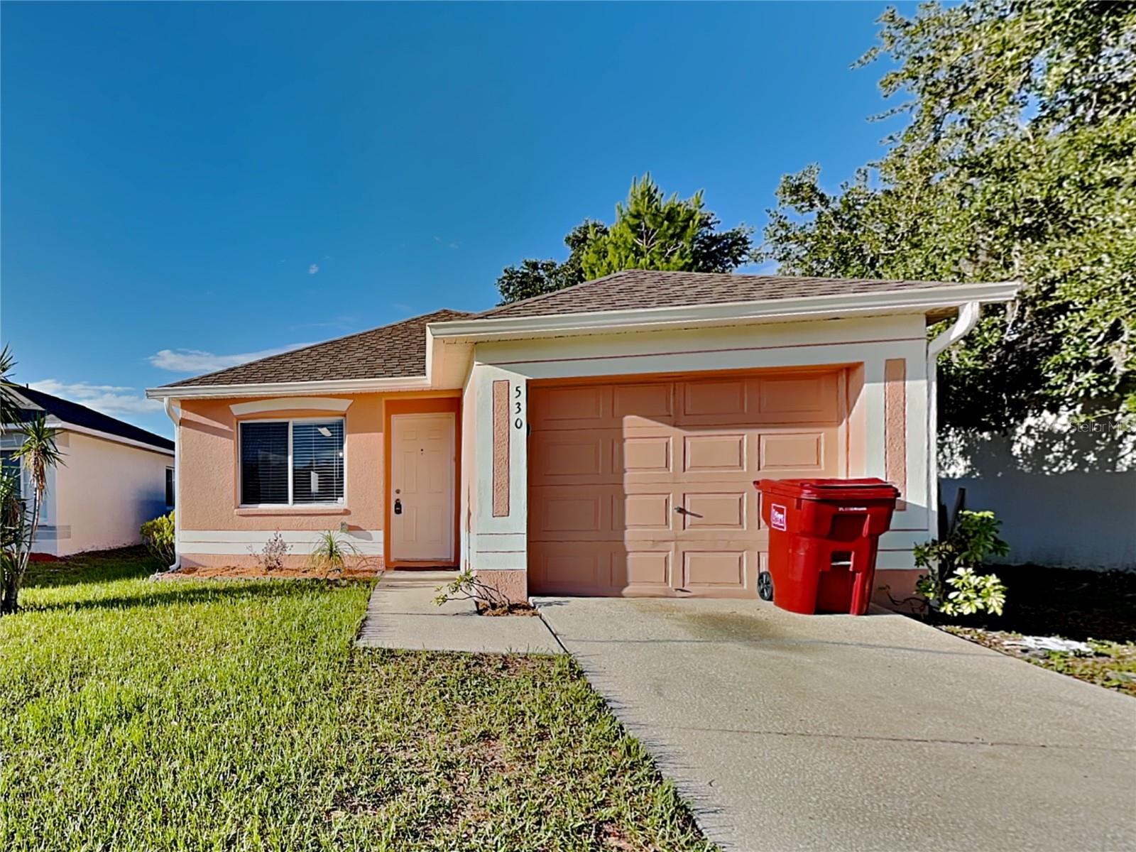 Photo of 530 SCARLET MAPLE COURT PLANT CITY FL 33563