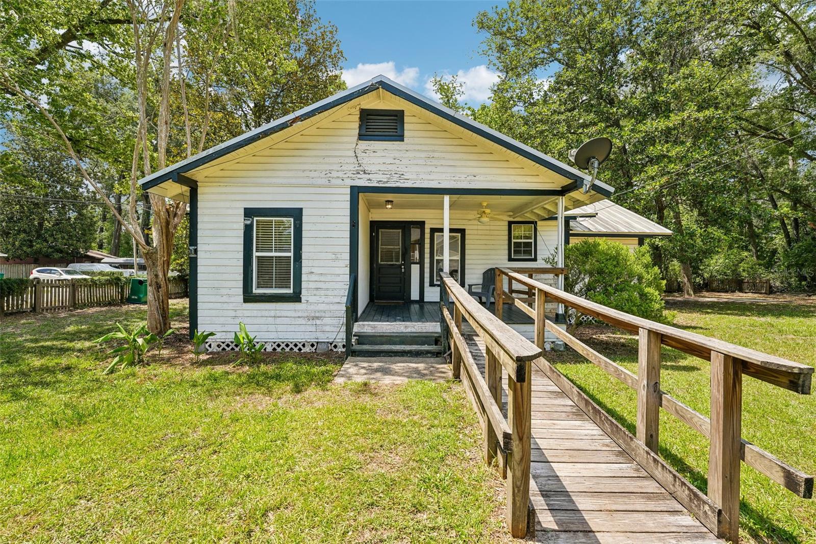 Photo of 14306 NW 145TH TERRACE ALACHUA FL 32615