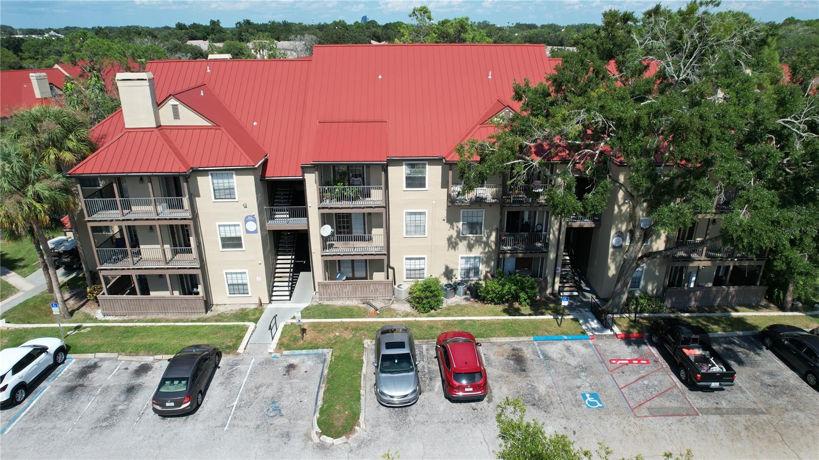 Photo of 246 AFTON SQUARE #105 ALTAMONTE SPRINGS FL 32714
