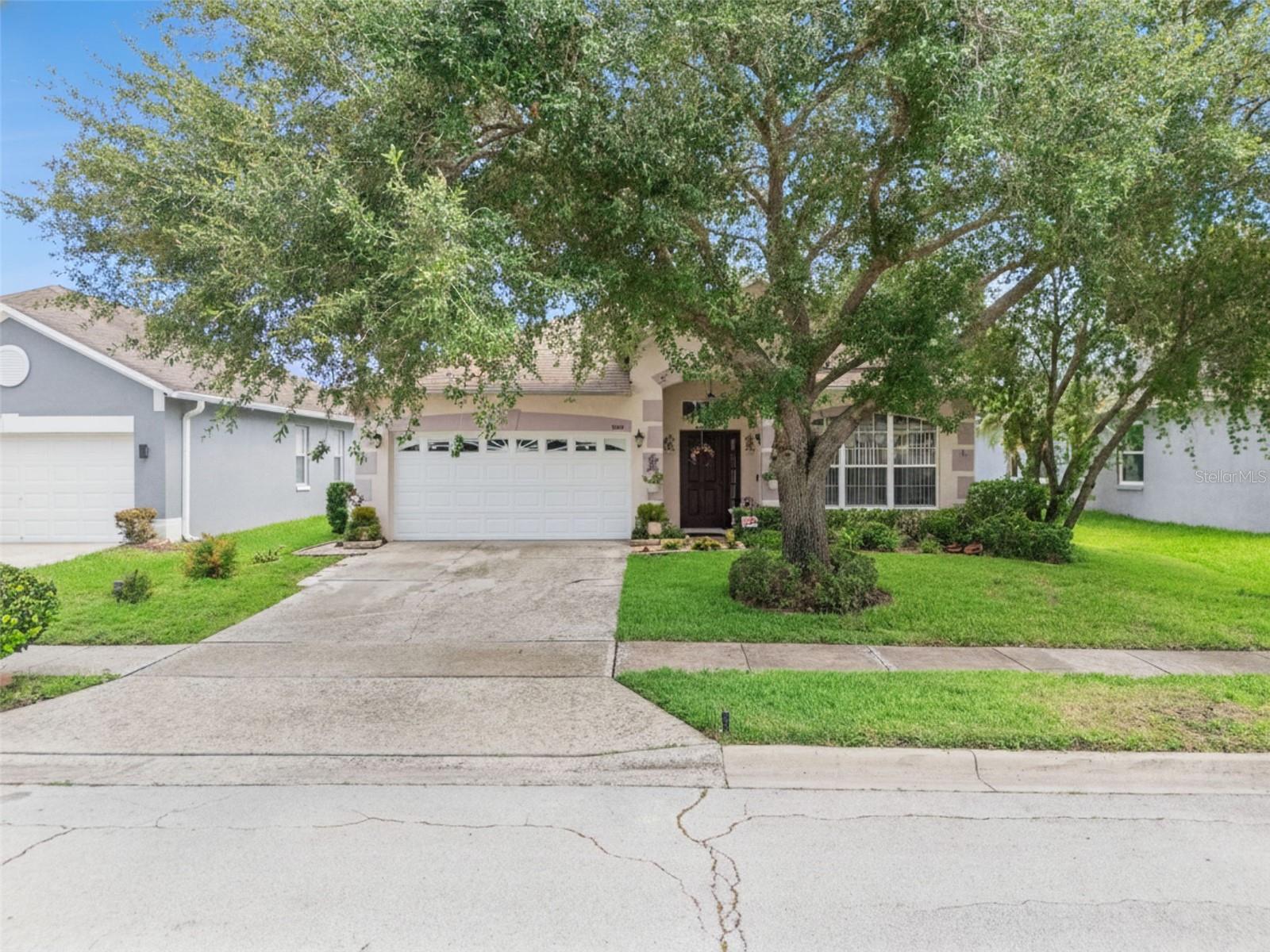 Photo of 9955 MEDALLION BLUFF LANE ORLANDO FL 32829