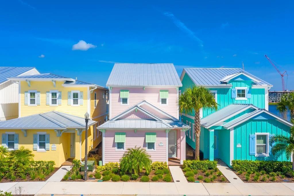Photo of 8117 SURF STREET KISSIMMEE FL 34747