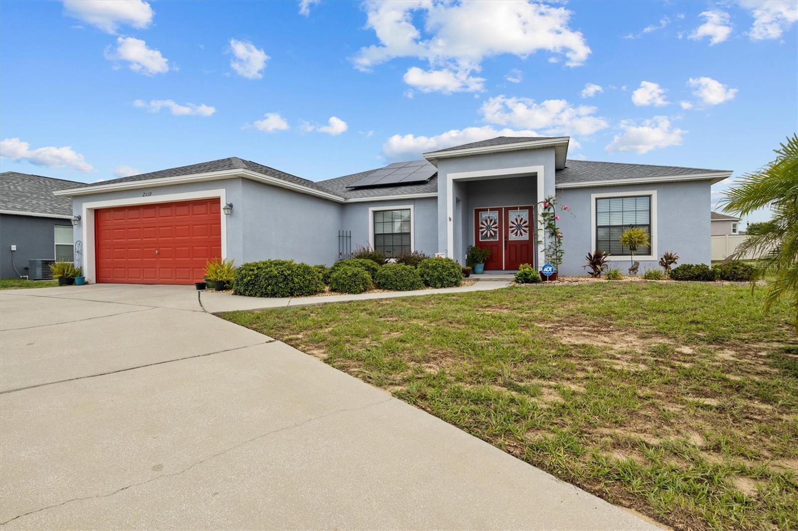Photo of 2559 SUNSET CIRCLE LAKE WALES FL 33898