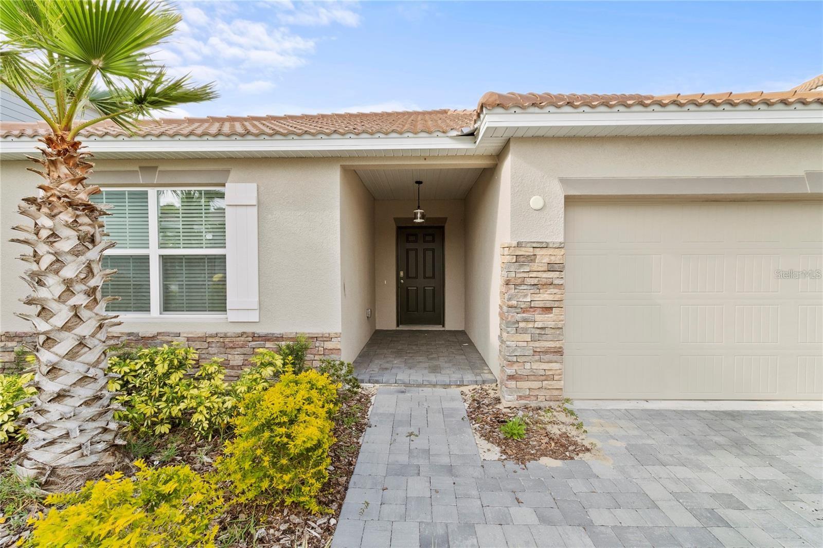 Photo of 1154 OAK BLUFF DRIVE DAVENPORT FL 33837