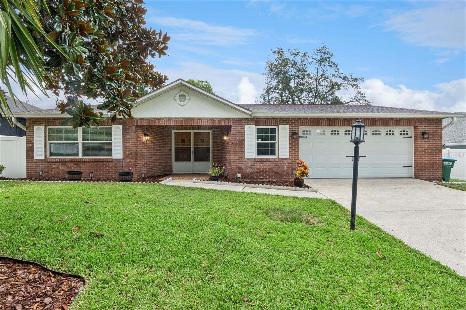 Photo of 966 VICKSBURG STREET DELTONA FL 32725