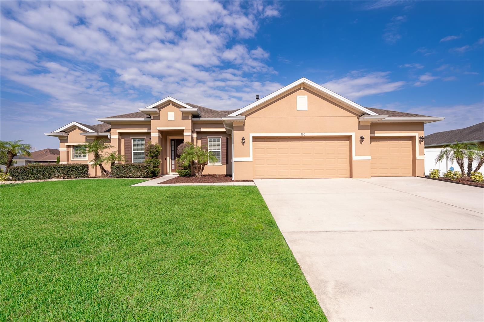 Photo of 700 ELKHORN FERN LANE DELAND FL 32720