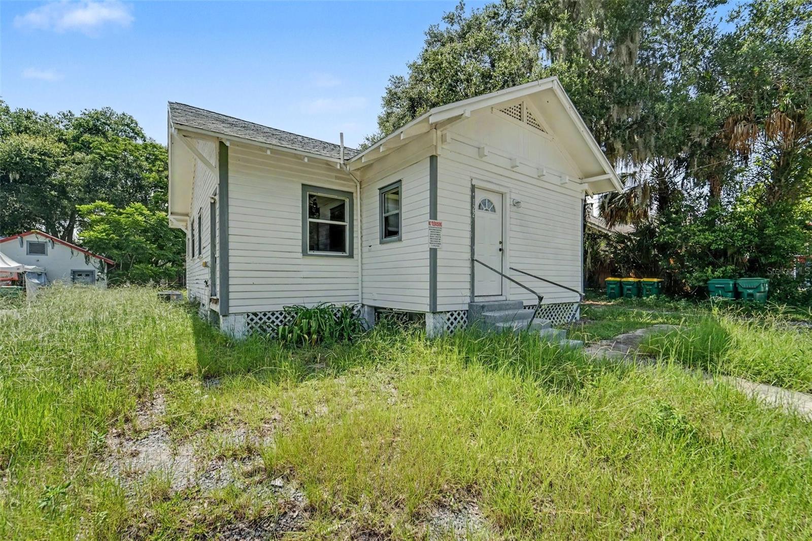 Photo of 122 S GARFIELD AVENUE DELAND FL 32724