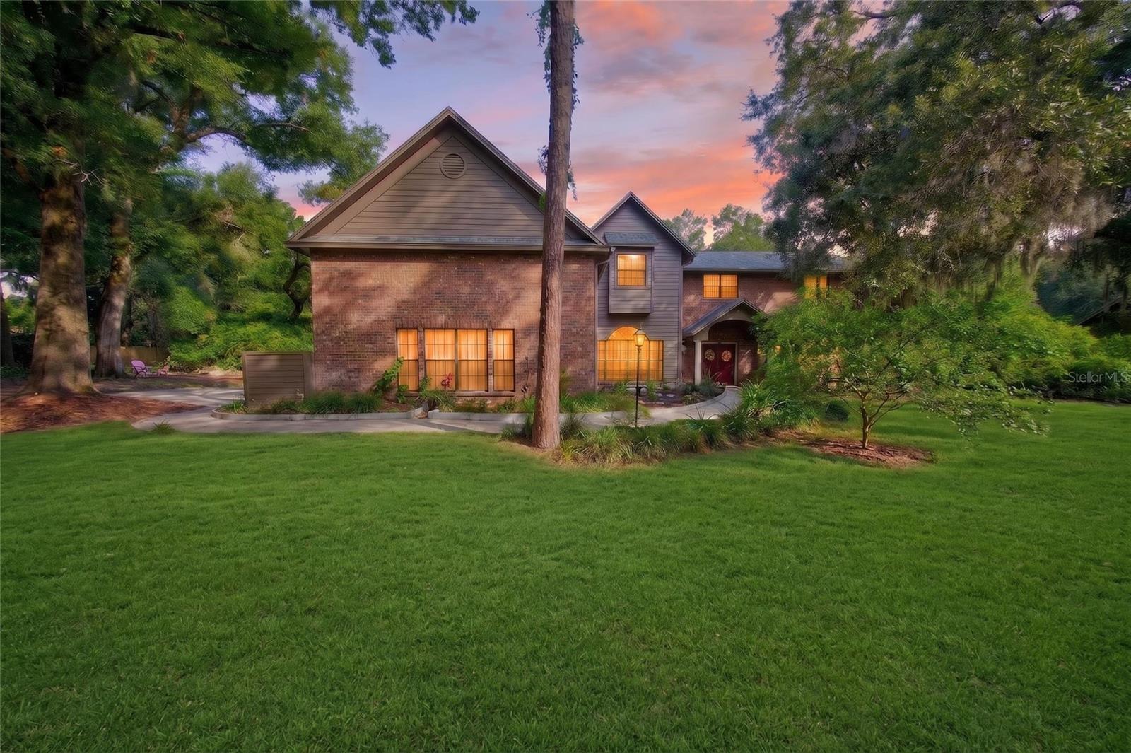 Photo of 908 OAK HOLLOW PLACE BRANDON FL 33510