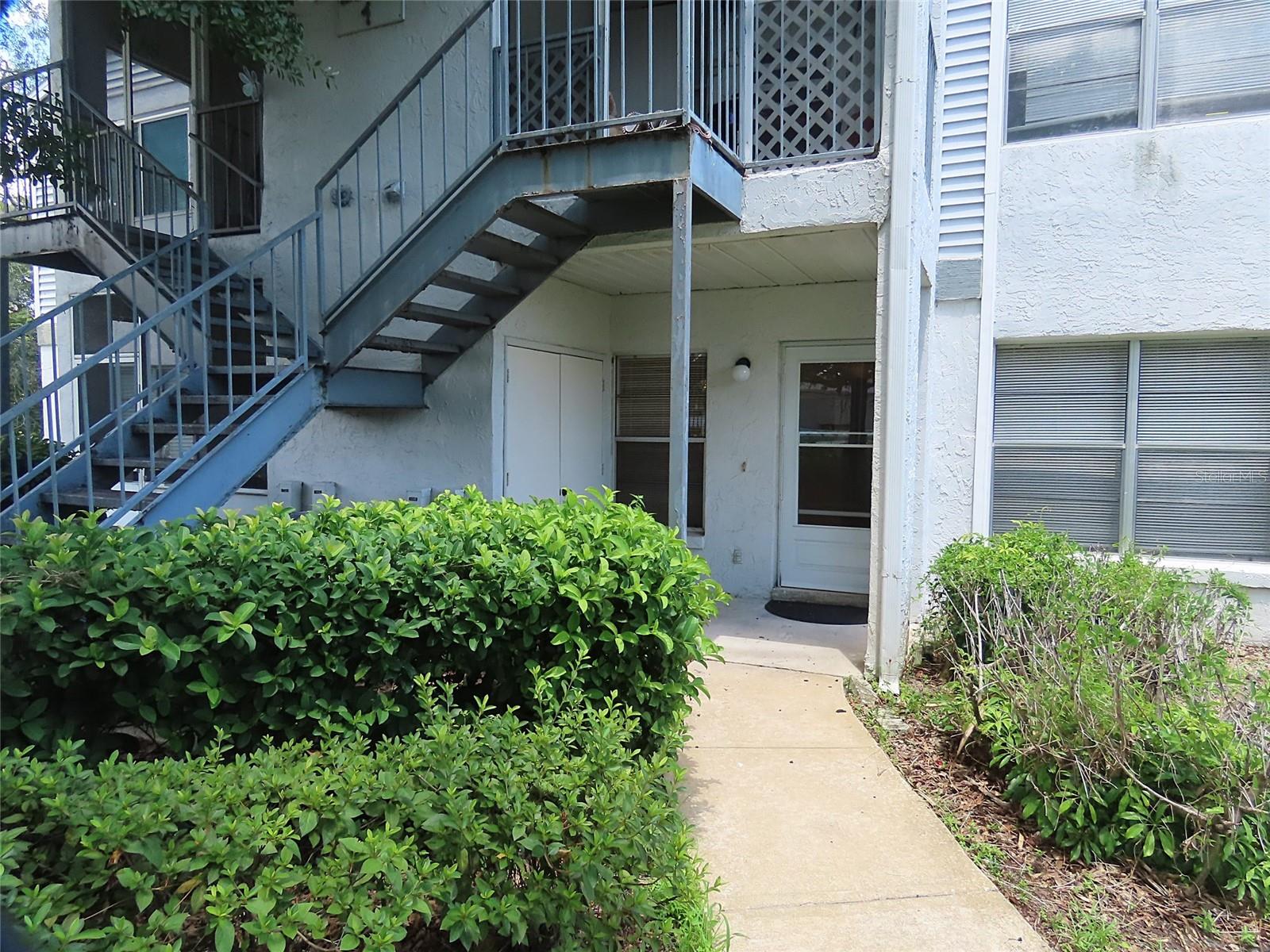 Photo of 104 NORTHLAKE DRIVE #104 SANFORD FL 32773