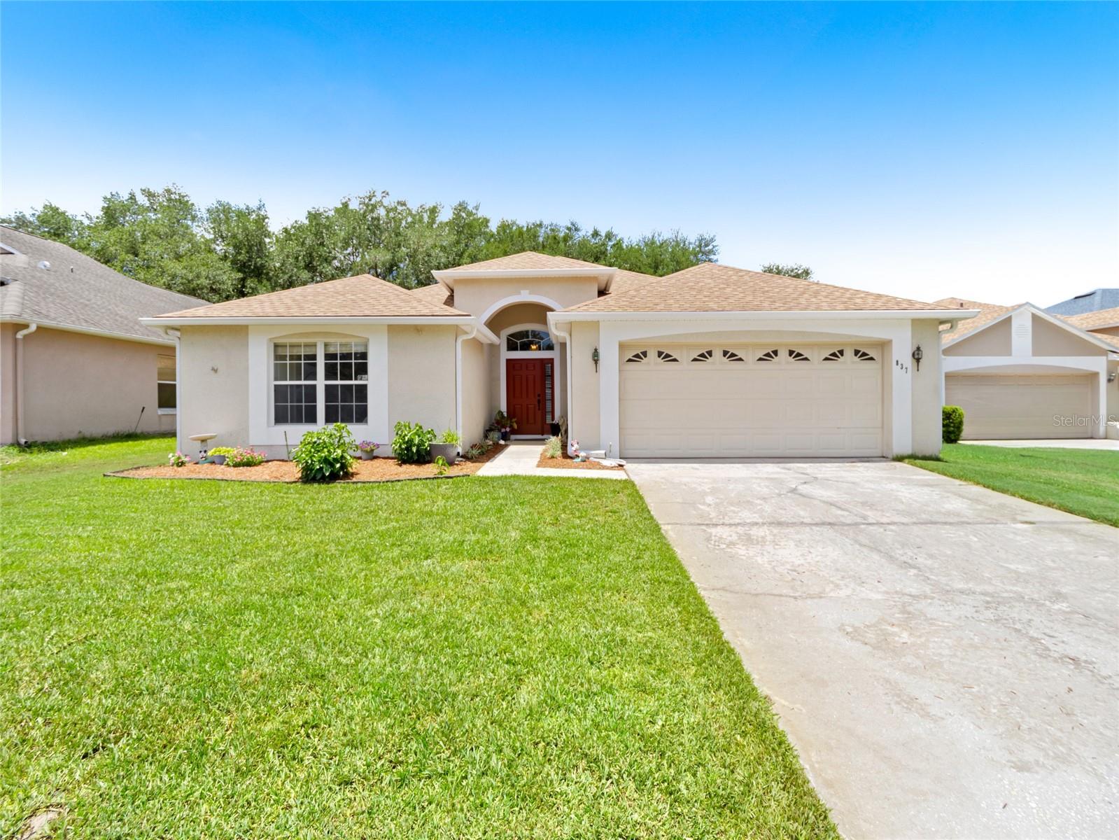 Photo of 837 GRAND HUGHEY COURT APOPKA FL 32712
