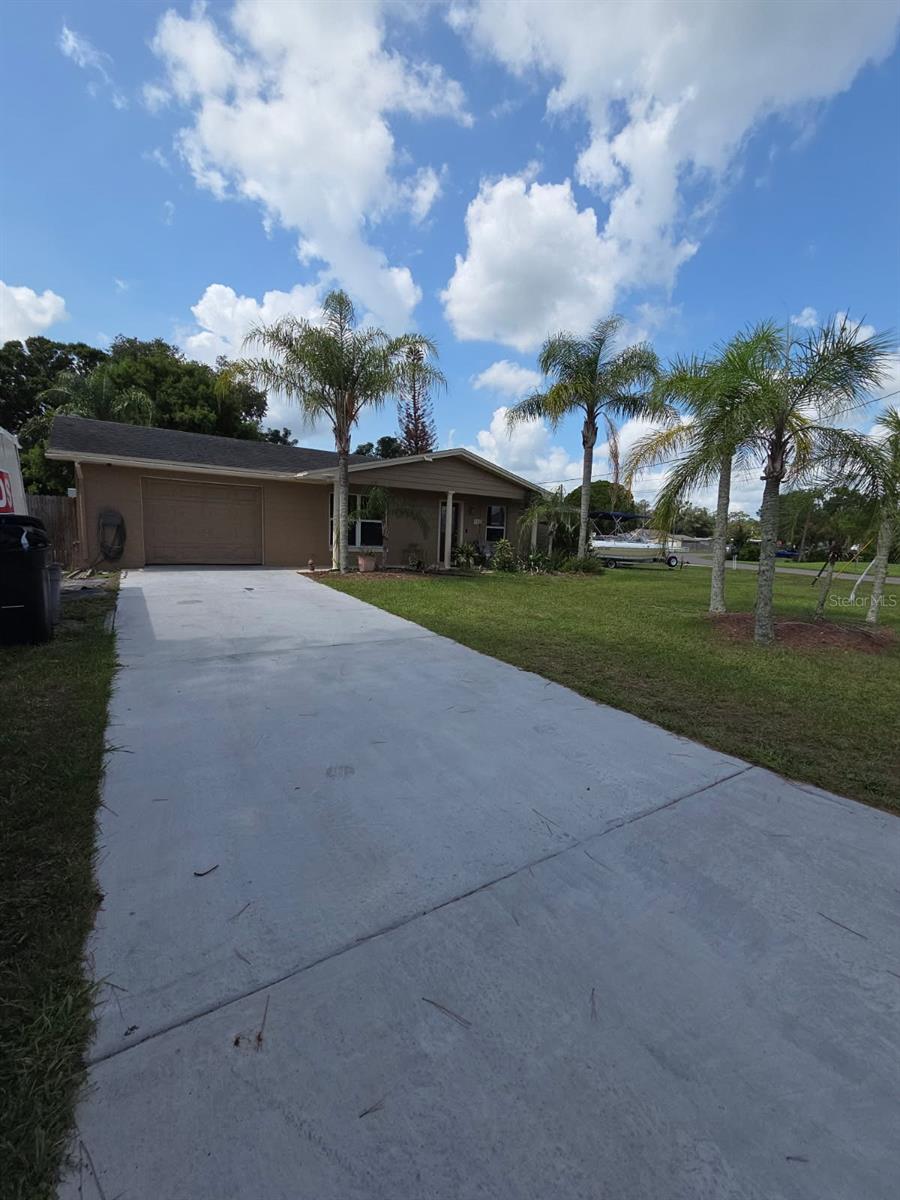 Photo of 230 E 6TH STREET OVIEDO FL 32766