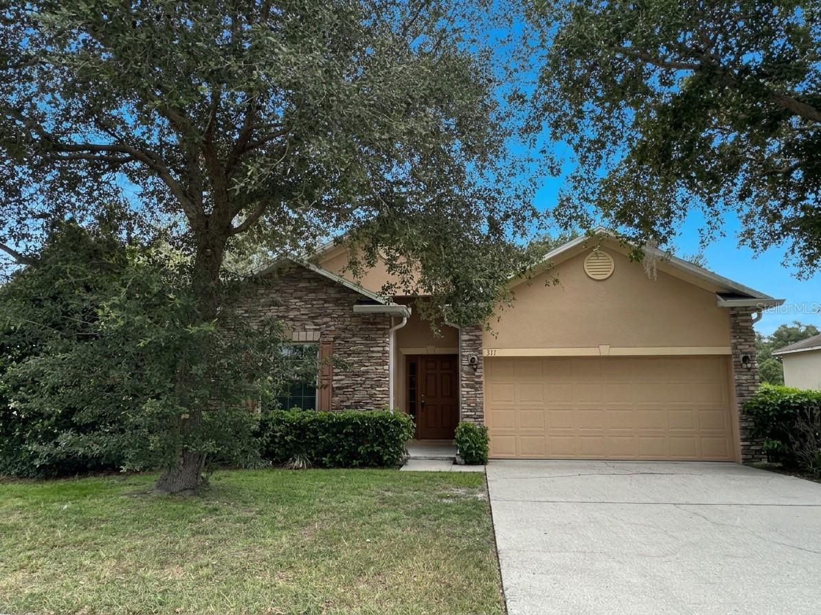 Photo of 311 RAMBLING CIRCLE APOPKA FL 32712