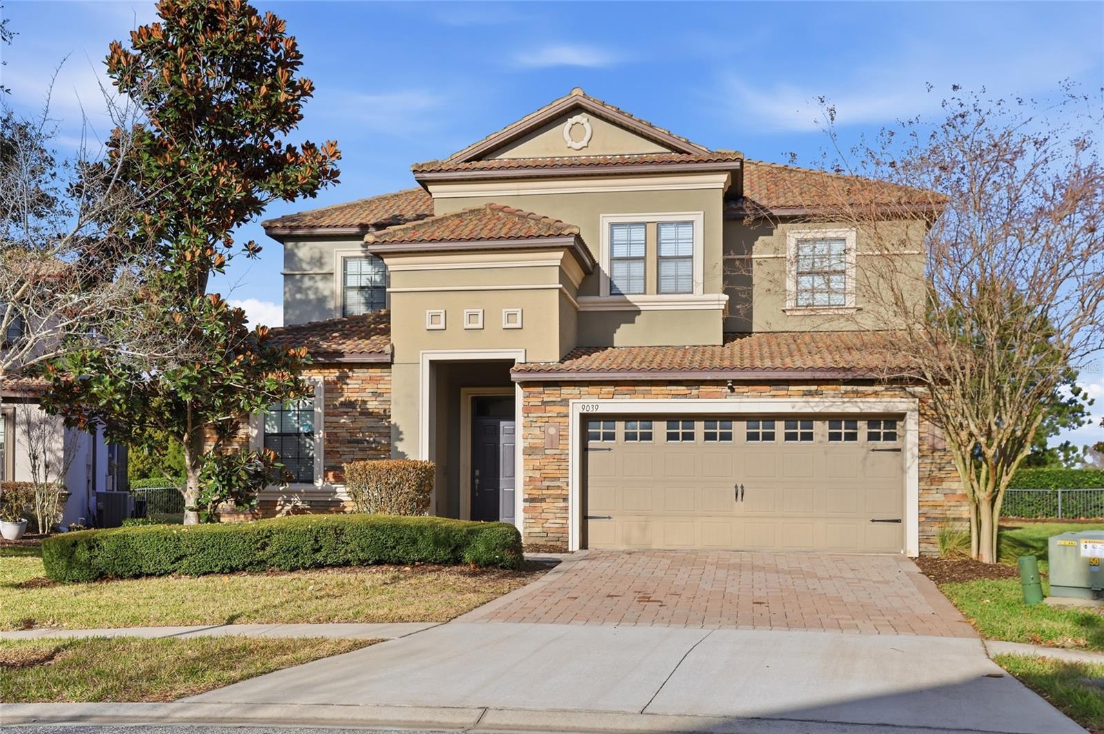 Photo of 9039 SHADOW MOUNTAIN STREET DAVENPORT FL 33896