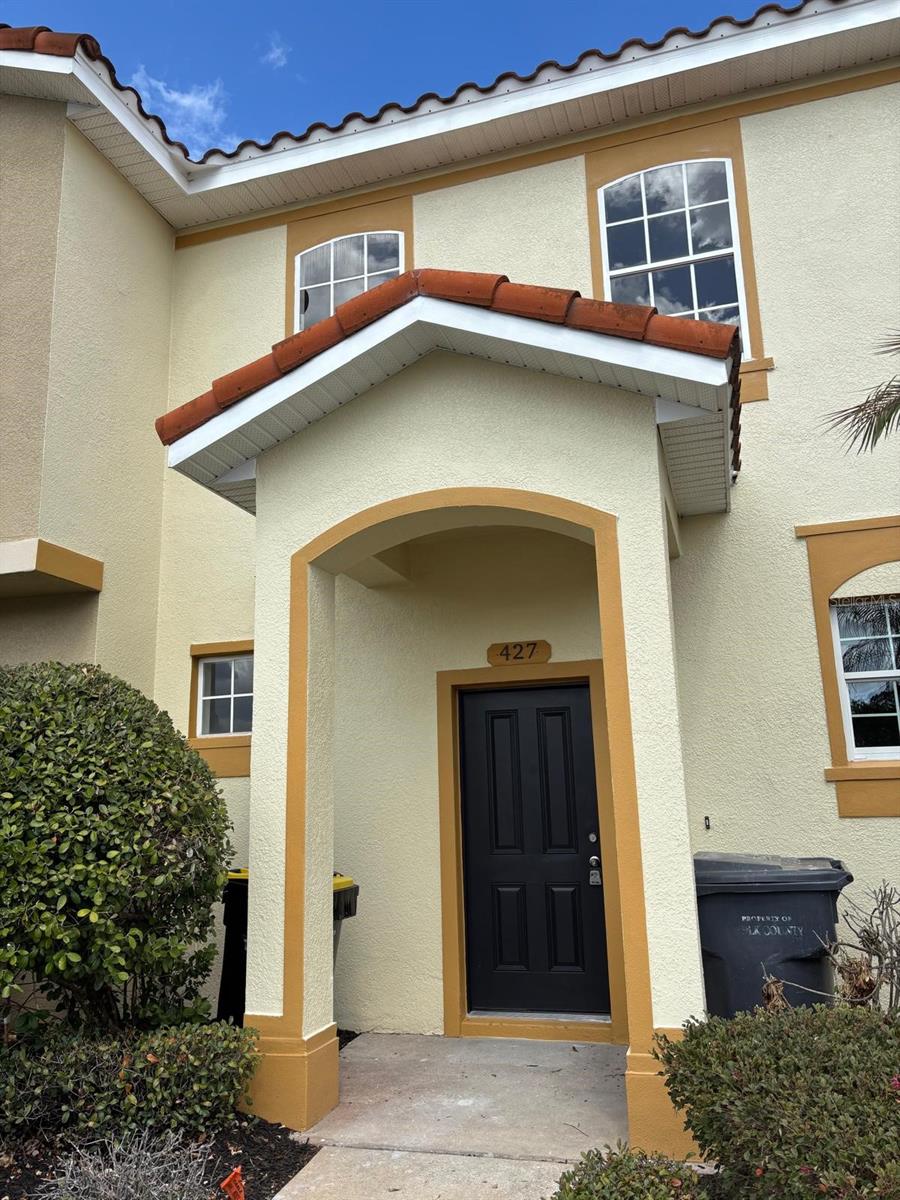Photo of 427 MADISON CIRCLE DAVENPORT FL 33896
