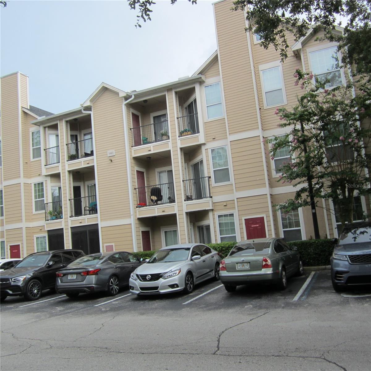 Photo of 1985 ERVING CIRCLE #205 OCOEE FL 34761