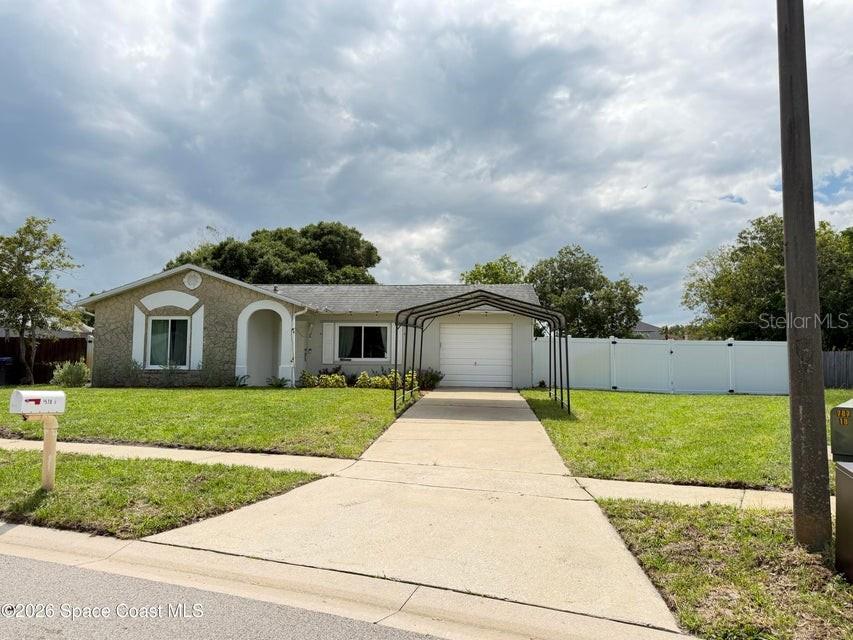 Photo of 1578 W POWDER HORN ROAD TITUSVILLE FL 32796