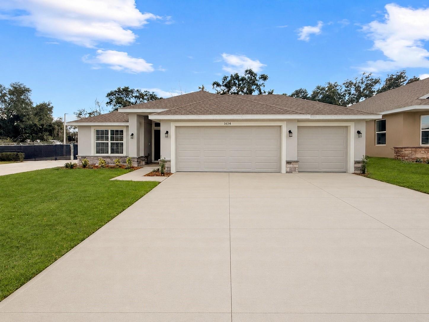 Photo of 1654 ANN ROSE WAY LEESBURG FL 34748